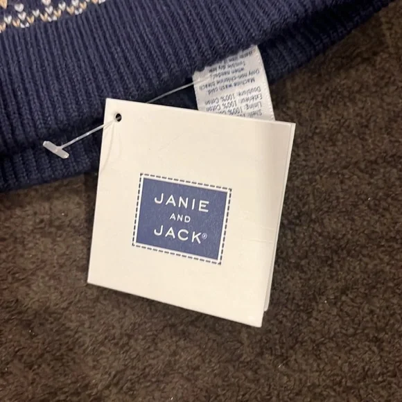 Janie and Jack 0-3 months hat - Picture 2 of 4